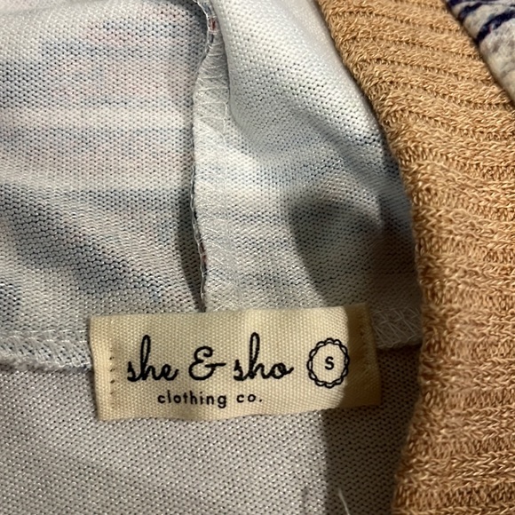 She & Sho Aztec weatern hoodie size small - Picture 3 of 6